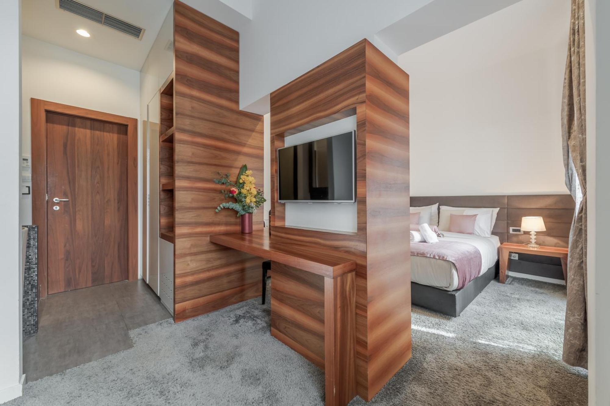 Starlight Luxury Suites 스플리트 외부 사진