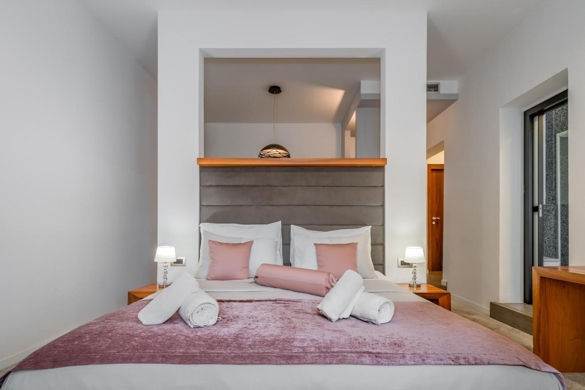 Starlight Luxury Suites 스플리트 외부 사진